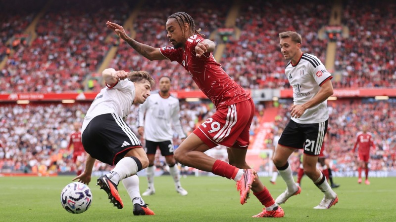 Liverpool được đánh giá cao hơn Villarreal